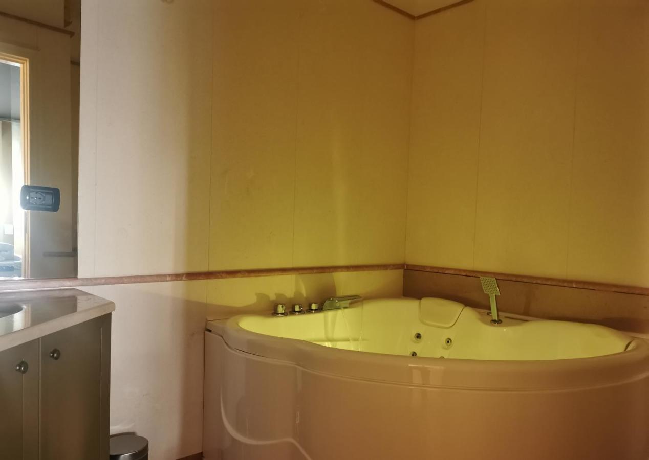 Deluxe Double Room with Spa Bath