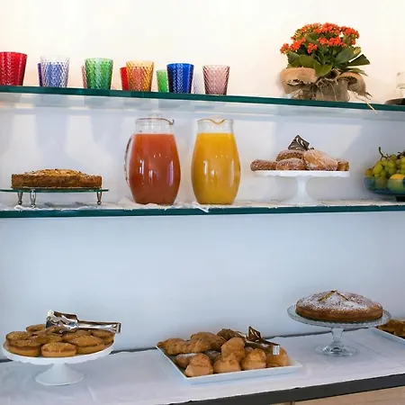 B&B Il Palazzotto Di Luca Luxury Suites-3